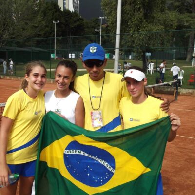 Medellin 2011 , 4º Lugar , Julia Gomide , Luisa Stefani, Letícia Vidal